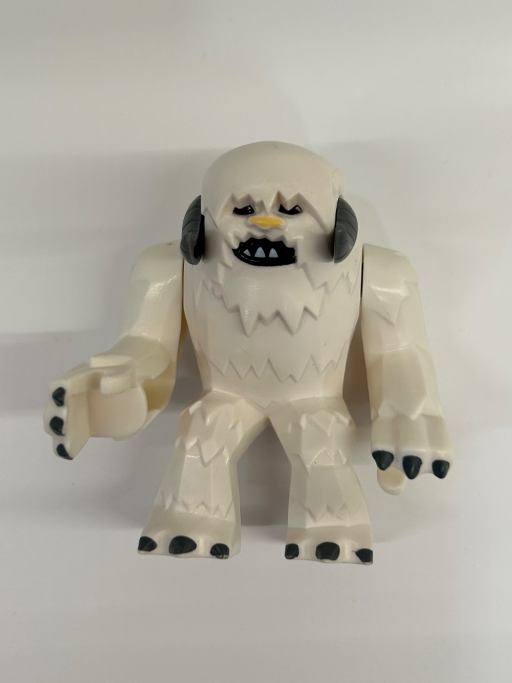 Lego Star Wars Wampa Figure From Hoth Wampa Cave #8089 (ZZ28)